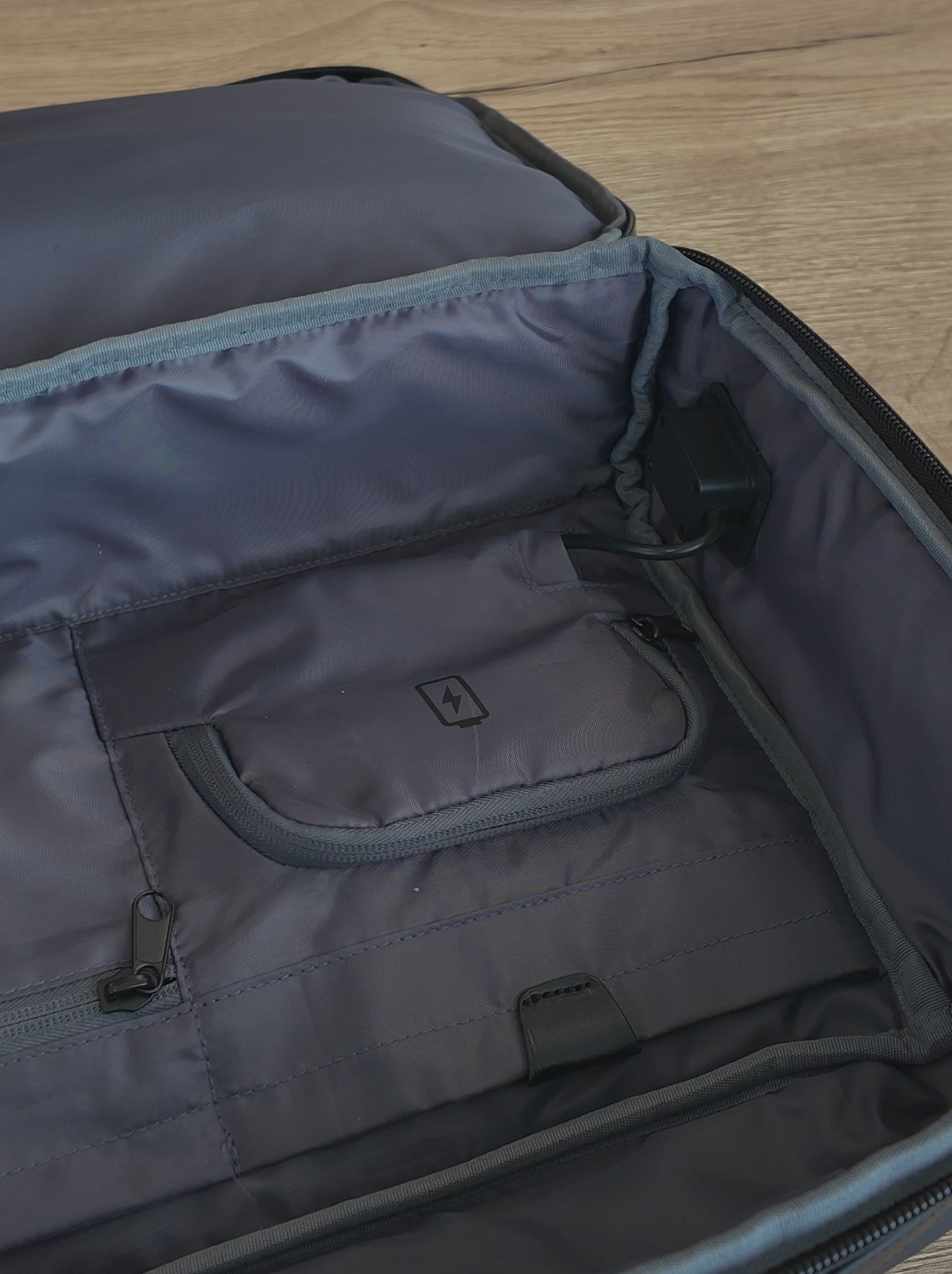 13L Laptop Tech Bag
